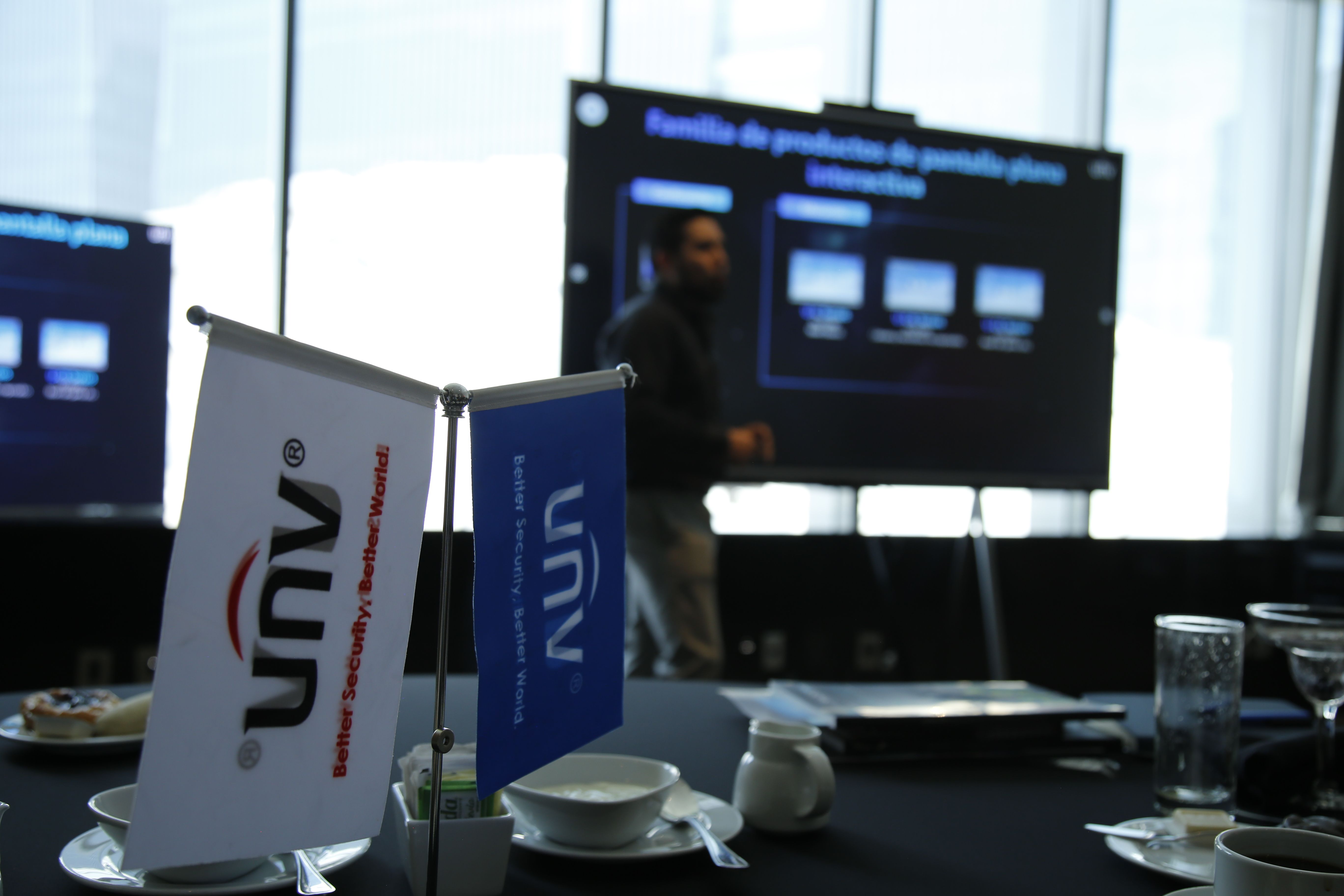 Seguridad en América | Uniview presenta nuevas soluciones de display